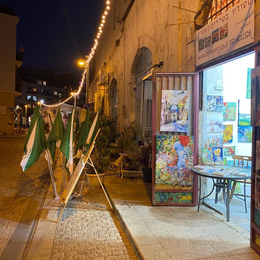 דירת סטודיו באווירת צימר במתחם נגה,דקה הליכה מהים. Tel Aviv Exteriér fotografie